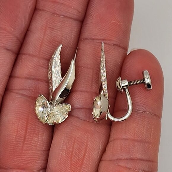 Star Art Sterling Leaves and Rhinestone Screwback Earrings - Picture 3 of 4